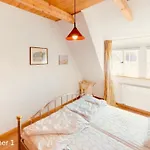 Cosy House Close To Waterfront, Apartman