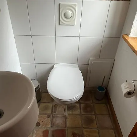 公寓 Cosy House Close To Waterfront,