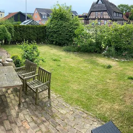 公寓 Cosy House Close To Waterfront, *