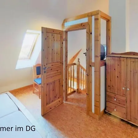 Cosy House Close To Waterfront,