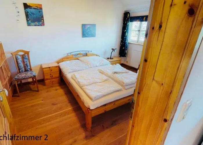 Cosy House Close To Waterfront, *